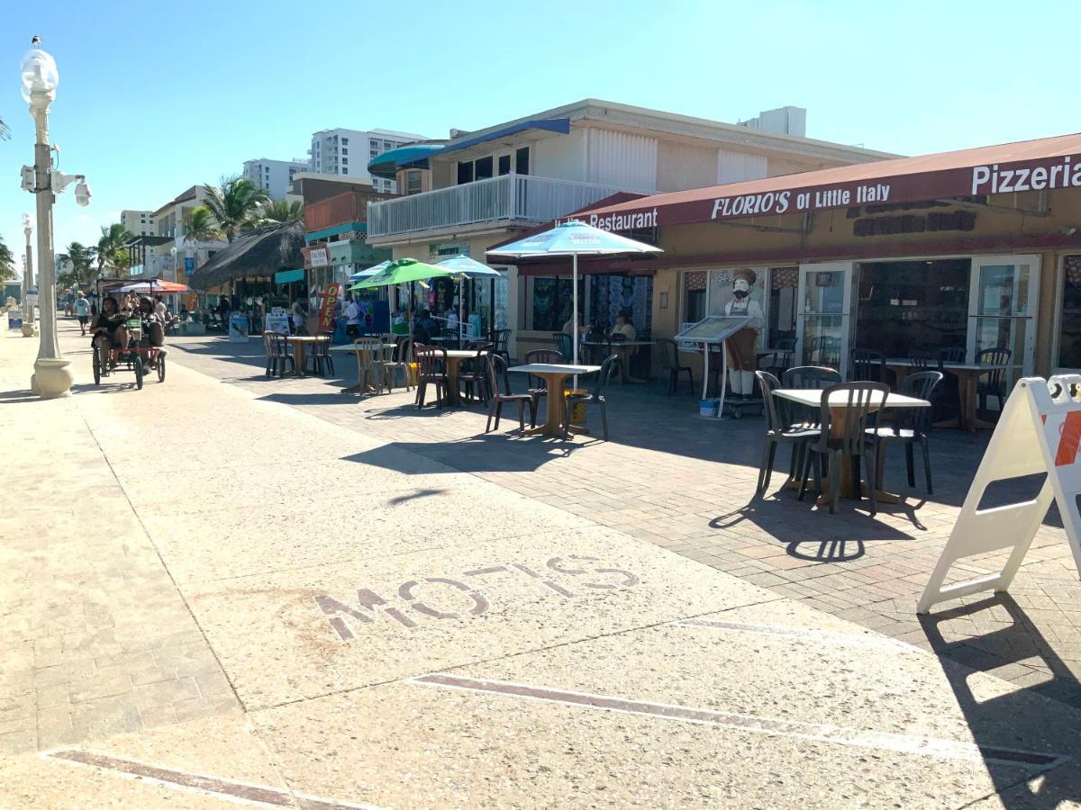 Hollywood Beach Apartments - Walk To The Beach ภายนอก รูปภาพ